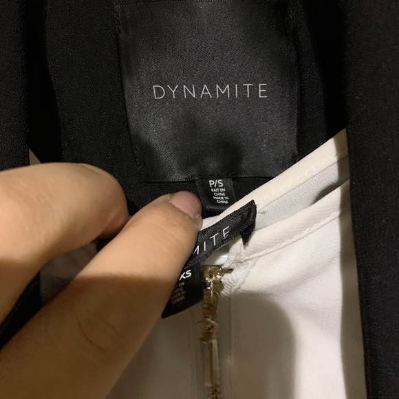 Dress clothes - Picture 8 of 8